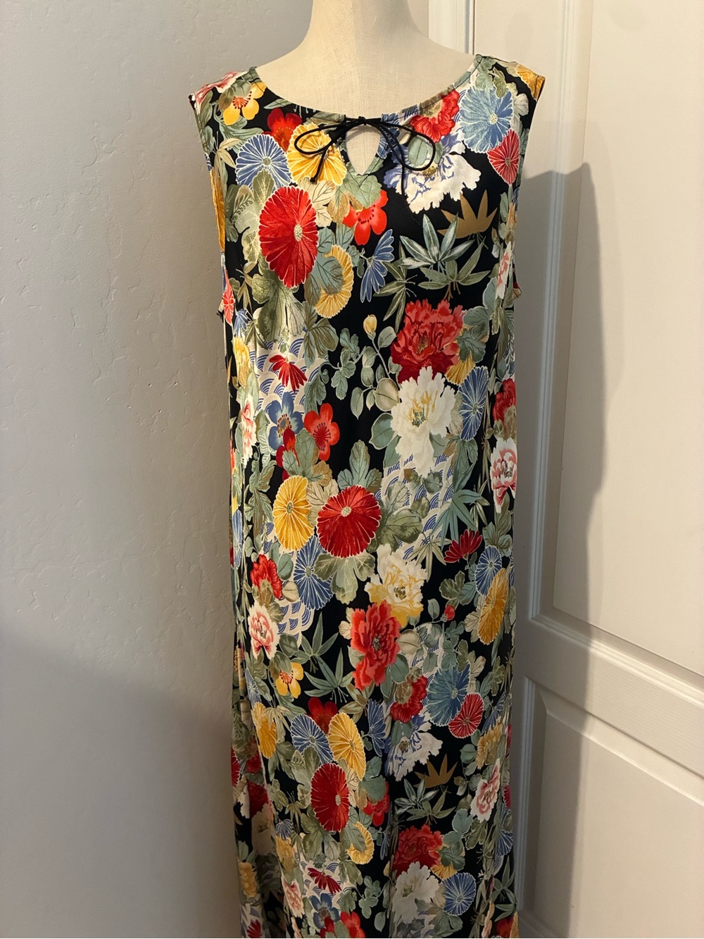 Vintage Carole Little 100% Silk Floral Dress Size 16